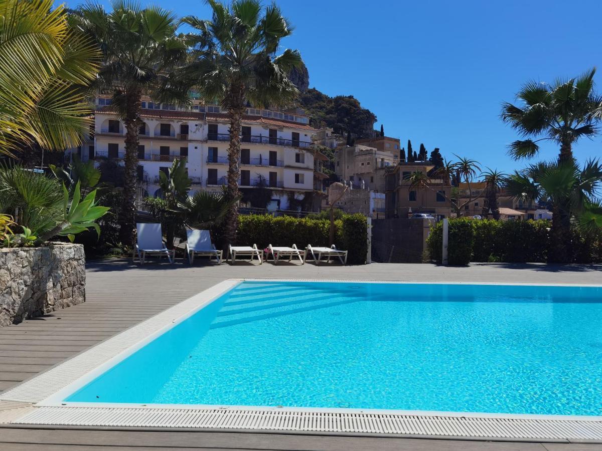 Minerva Luxury Apartment & Tulipan Apartment By Taormina Holidays Exteriér fotografie