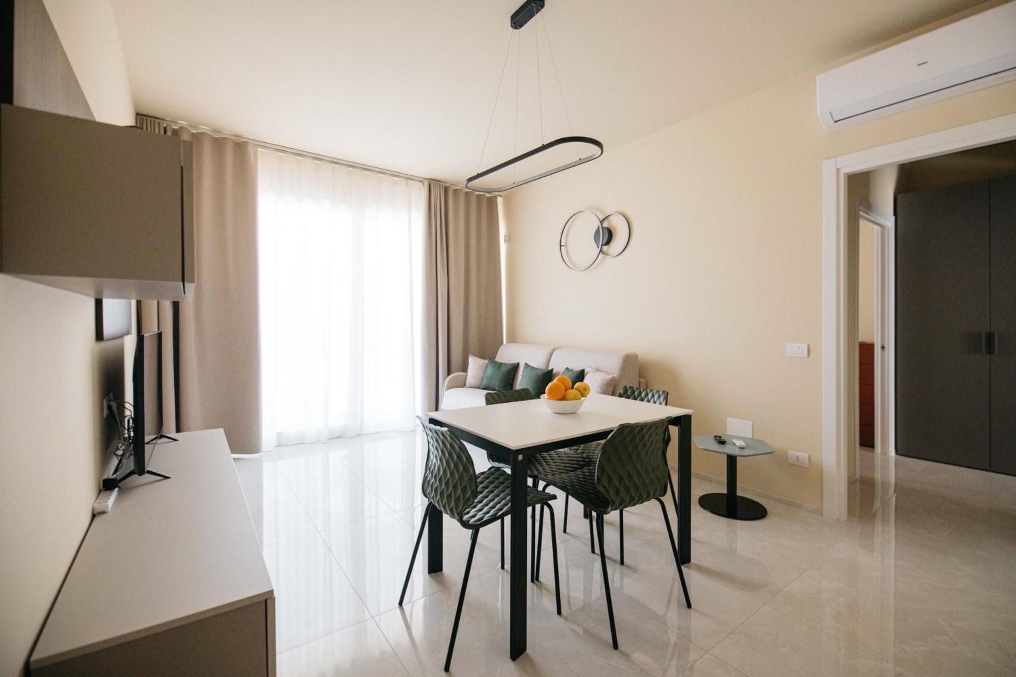 Minerva Luxury Apartment & Tulipan Apartment By Taormina Holidays Exteriér fotografie