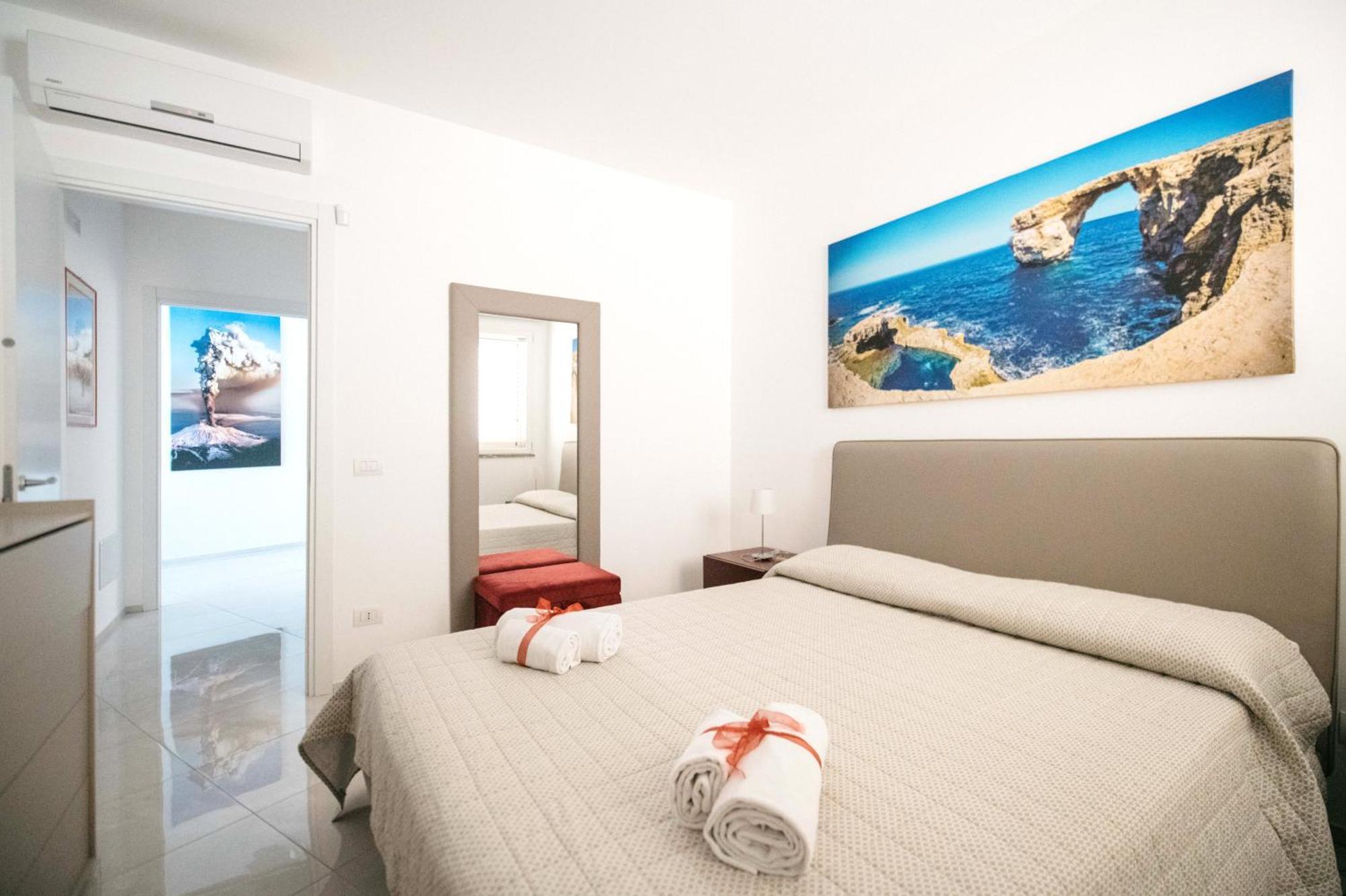 Minerva Luxury Apartment & Tulipan Apartment By Taormina Holidays Exteriér fotografie